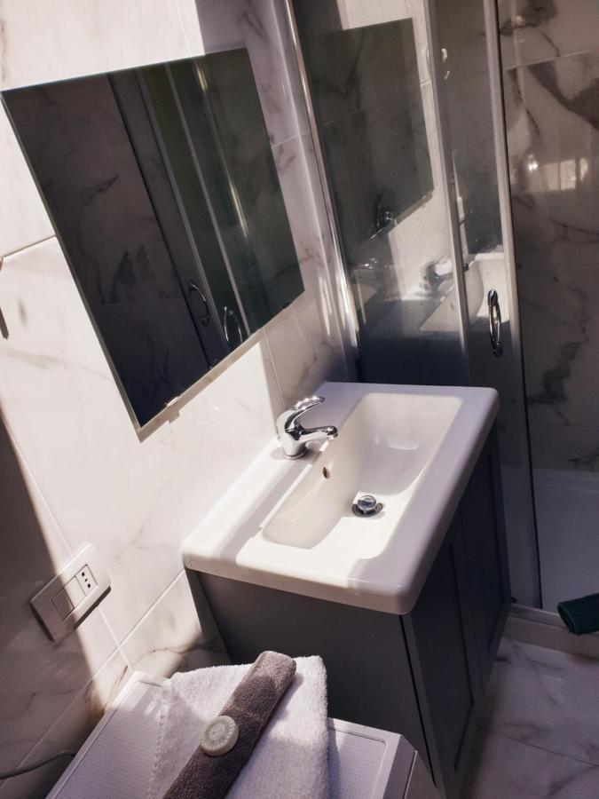 Leonardo Da Vinci / Galeazzi Apartment *